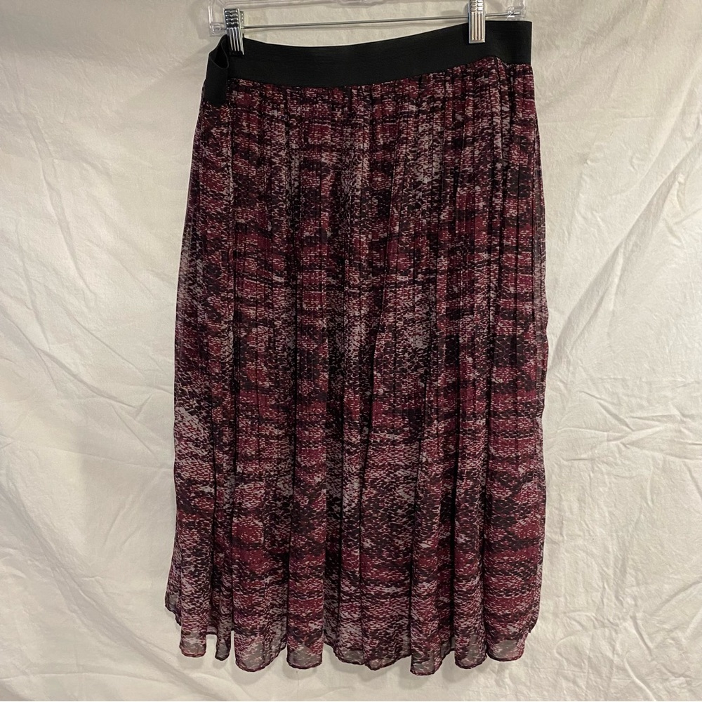 Torrid Black and Purple Pleated Skirt Size 1 Waist 38in Length 29in